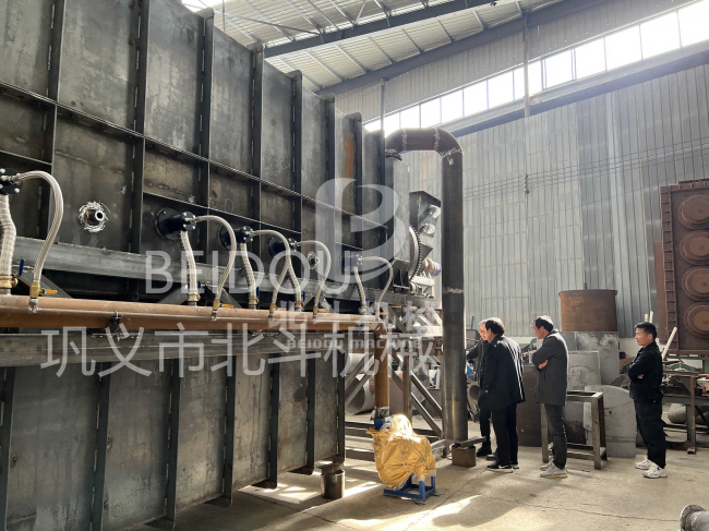 歡迎福建客戶前來(lái)生產(chǎn)車(chē)間實(shí)地考察炭化機(jī)設(shè)備